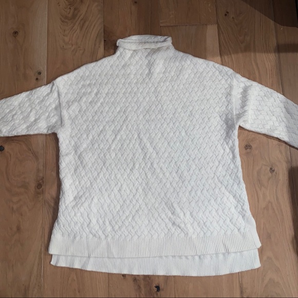 white sweater - Picture 3 of 3